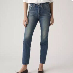 NWT Levi's Premium Wedgie Straight Ankle Women's Jeans 29W X 28L